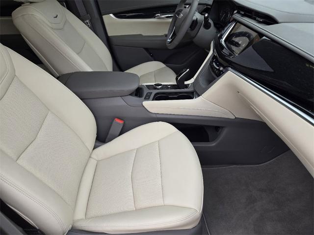 2024 Cadillac XT6 Vehicle Photo in Oklahoma City, OK 73114