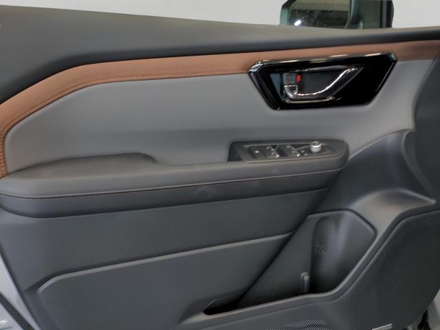 2025 Subaru Forester Vehicle Photo in Green Bay, WI 54304