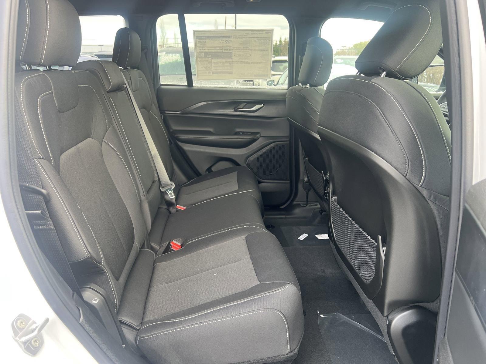 2025 Jeep Grand Cherokee Vehicle Photo in Mechanicsburg, PA 17050-1707