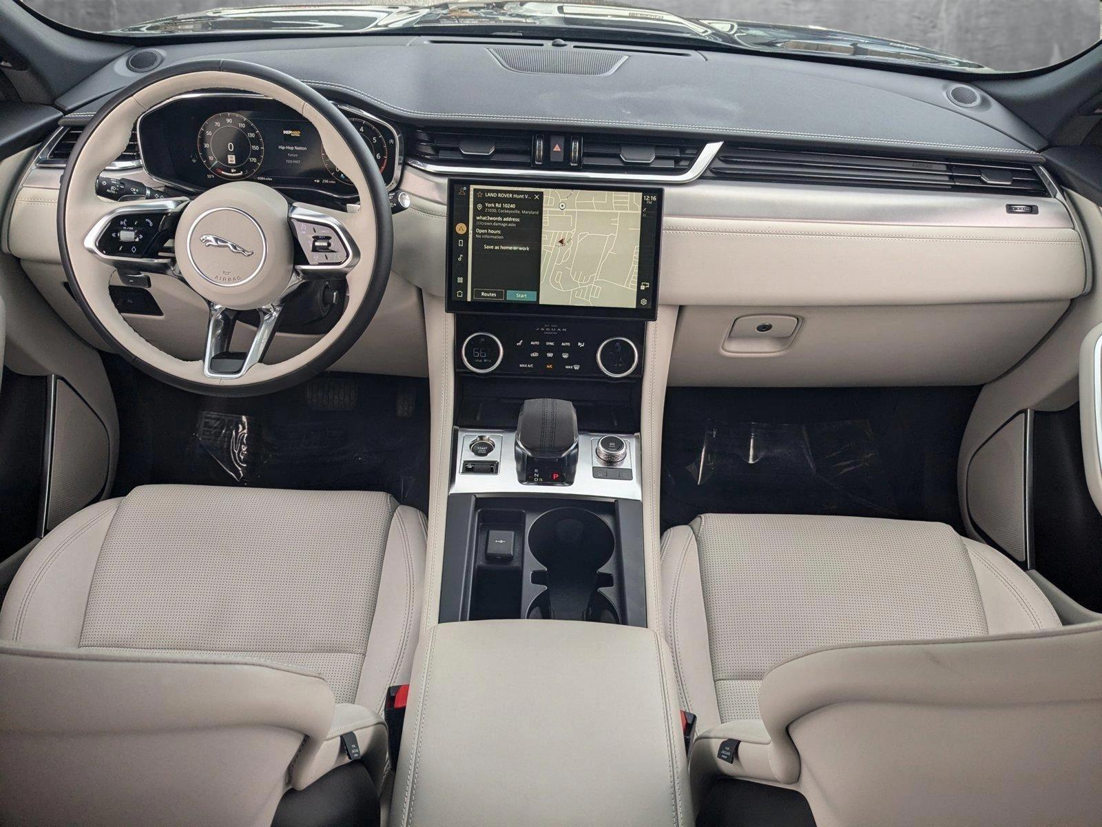 2024 Jaguar F-PACE Vehicle Photo in Cockeysville, MD 21030