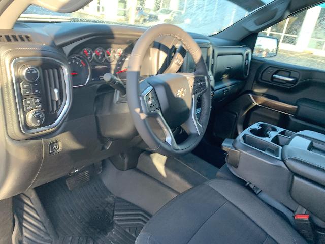 2021 Chevrolet Silverado 1500 Vehicle Photo in MOON TOWNSHIP, PA 15108-2571