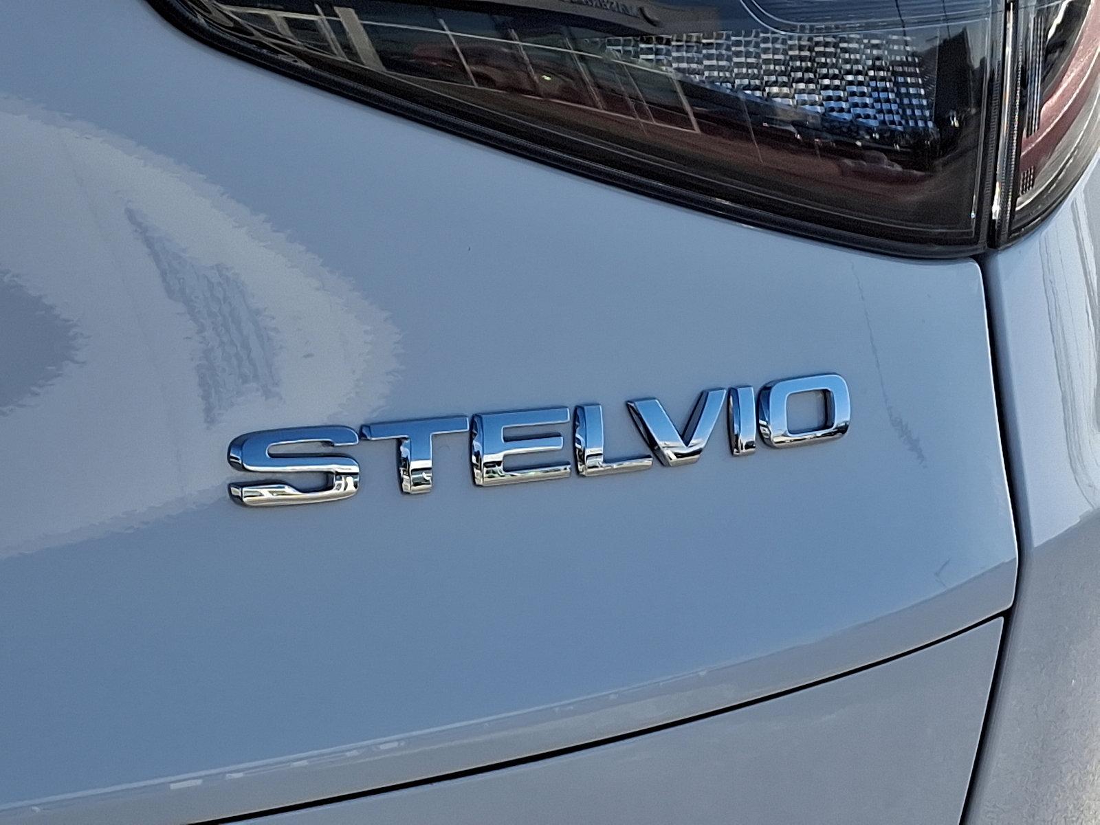 2025 Alfa Romeo Stelvio Vehicle Photo in Mechanicsburg, PA 17050