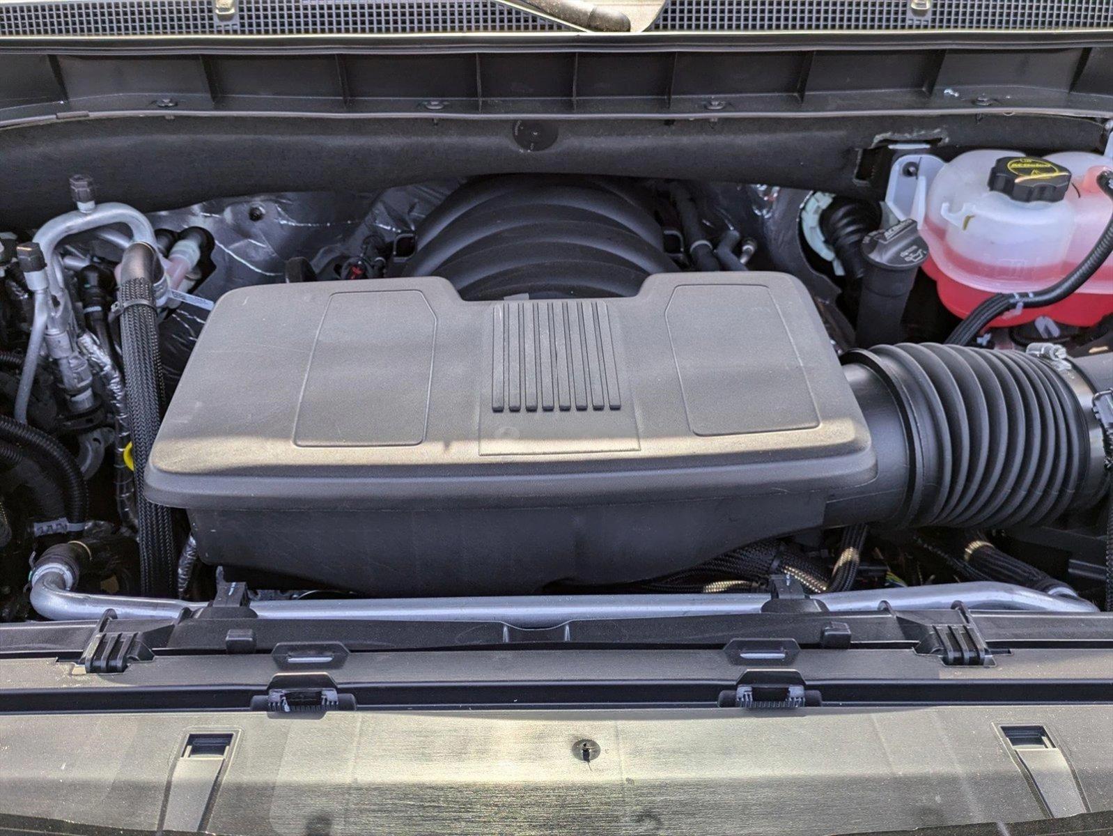 2025 Chevrolet Suburban Vehicle Photo in CORPUS CHRISTI, TX 78412-4902