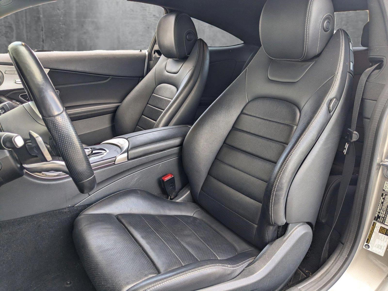 2019 Mercedes-Benz C-Class Vehicle Photo in VALENCIA, CA 91355-1705