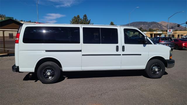 2016 Chevrolet Express Passenger 3500 Vehicle Photo in FLAGSTAFF, AZ 86001-6214