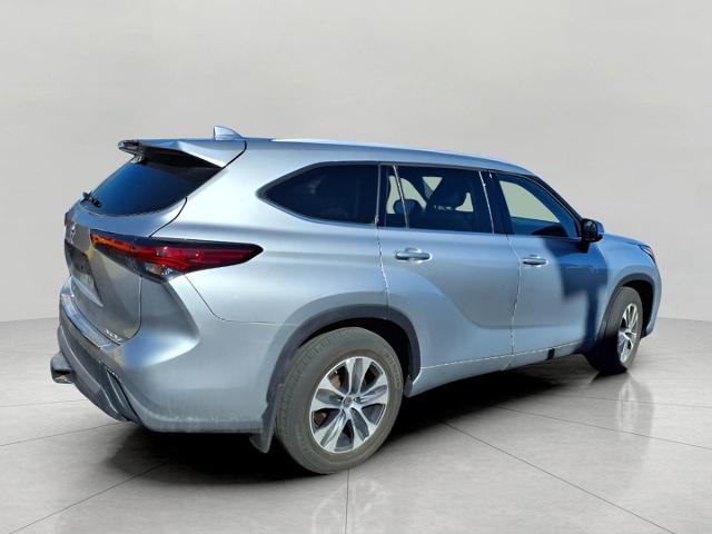 2022 Toyota Highlander Vehicle Photo in Oshkosh, WI 54904