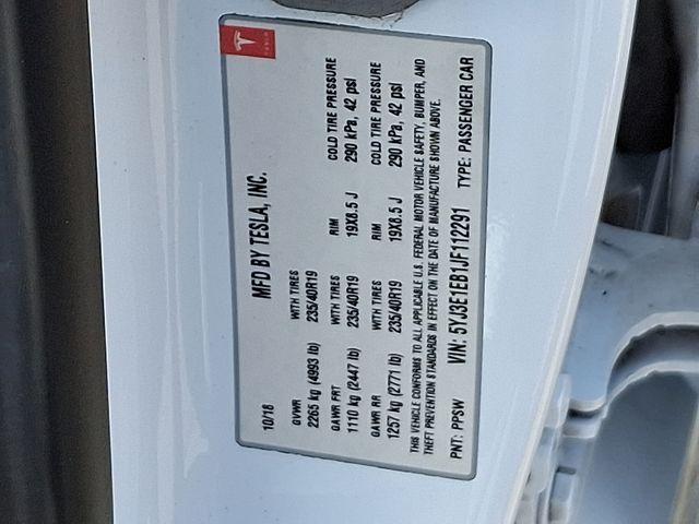 2018 Tesla Model 3 Vehicle Photo in DANBURY, CT 06810-5034
