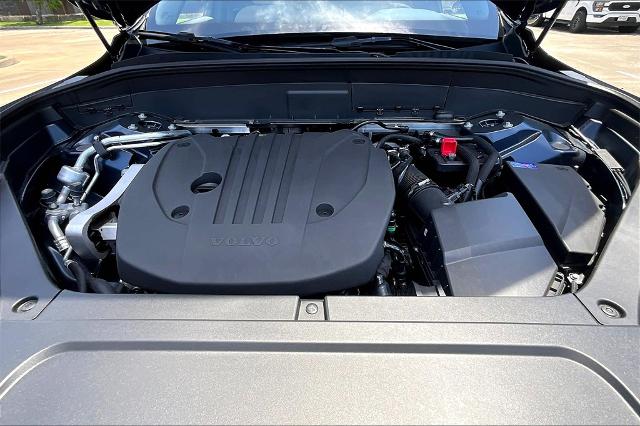 2025 Volvo XC90 Vehicle Photo in Houston, TX 77007