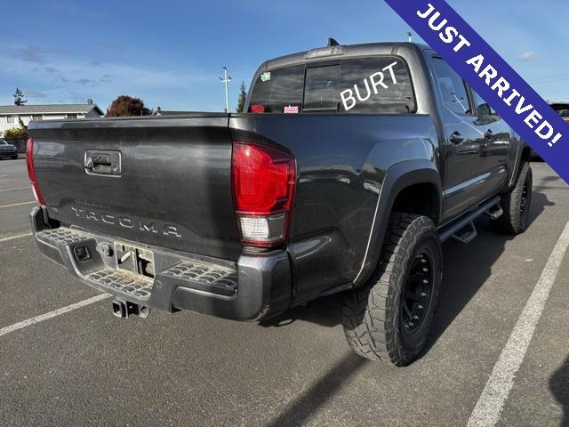 2017 Toyota Tacoma Vehicle Photo in Puyallup, WA 98371