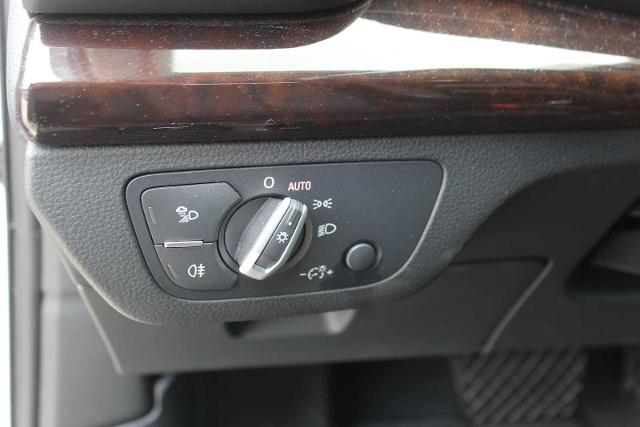 2019 Audi Q5 Vehicle Photo in HOUSTON, TX 77090