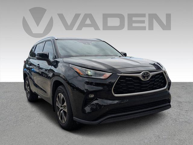 2021 Toyota Highlander Vehicle Photo in BRUNSWICK, GA 31525-1881