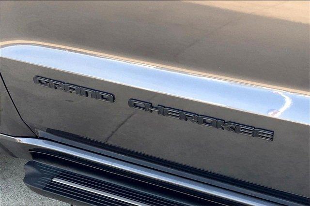 2019 Jeep Grand Cherokee Vehicle Photo in TOPEKA, KS 66609-0000