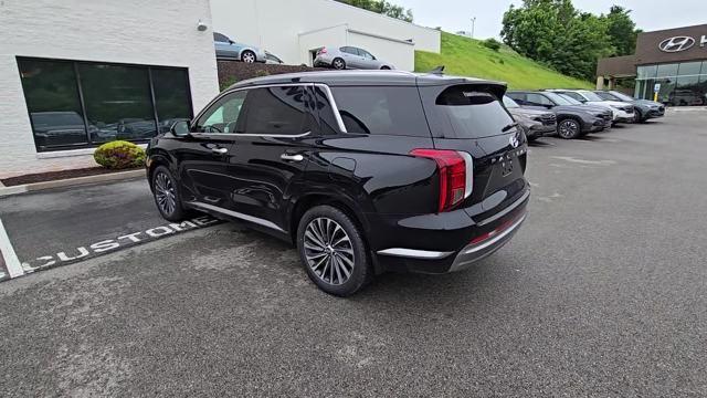 2024 Hyundai PALISADE Vehicle Photo in Pleasant Hills, PA 15236