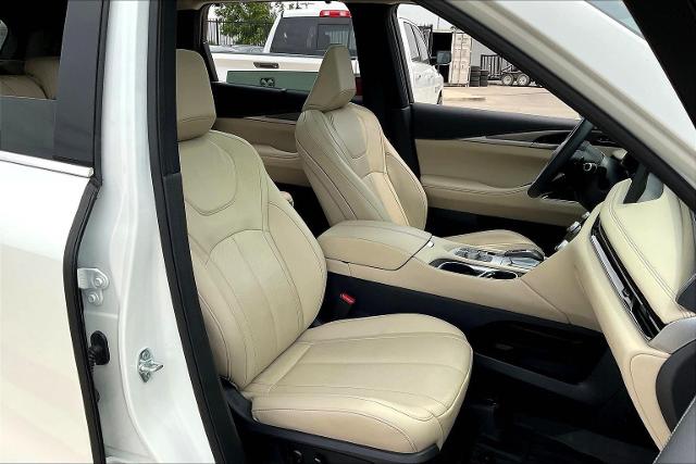 2025 INFINITI QX60 Vehicle Photo in Grapevine, TX 76051
