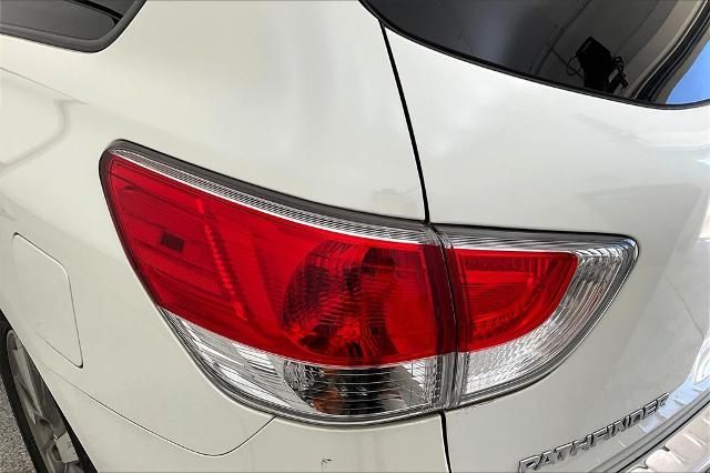 2016 Nissan Pathfinder Vehicle Photo in Grapevine, TX 76051