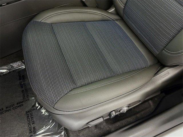 2025 Buick Envista Vehicle Photo in PUYALLUP, WA 98371-4149