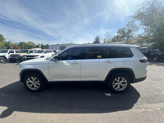 2022 Jeep Grand Cherokee L Vehicle Photo in Doylsetown, PA 18901
