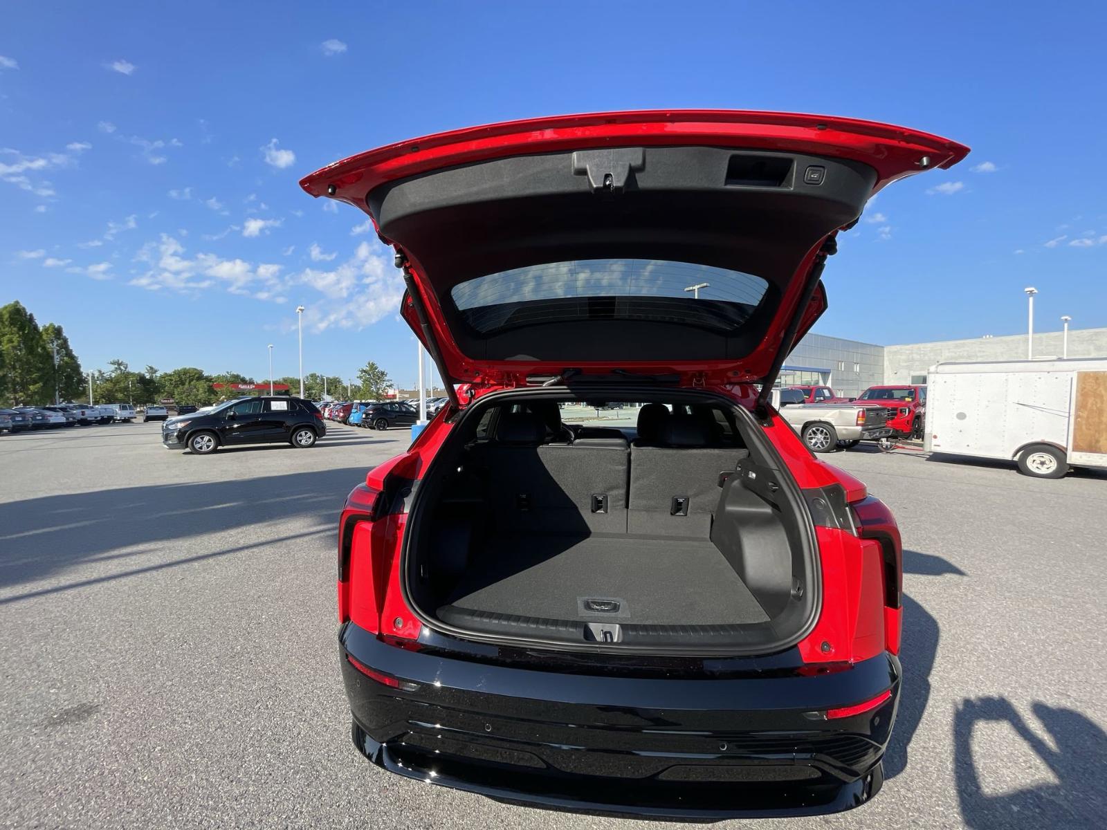 2024 Chevrolet Blazer EV Vehicle Photo in BENTONVILLE, AR 72712-4322