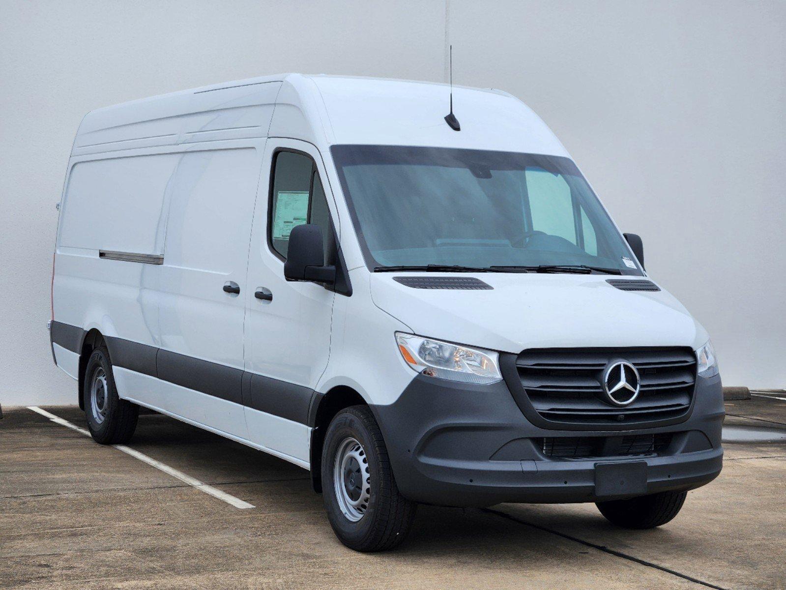 2024 Mercedes-Benz Sprinter Cargo Van Vehicle Photo in HOUSTON, TX 77079