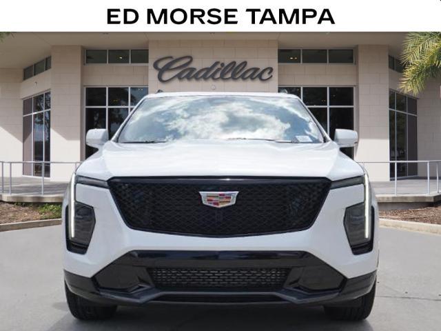 2024 Cadillac XT4 Vehicle Photo in TAMPA, FL 33612-3404