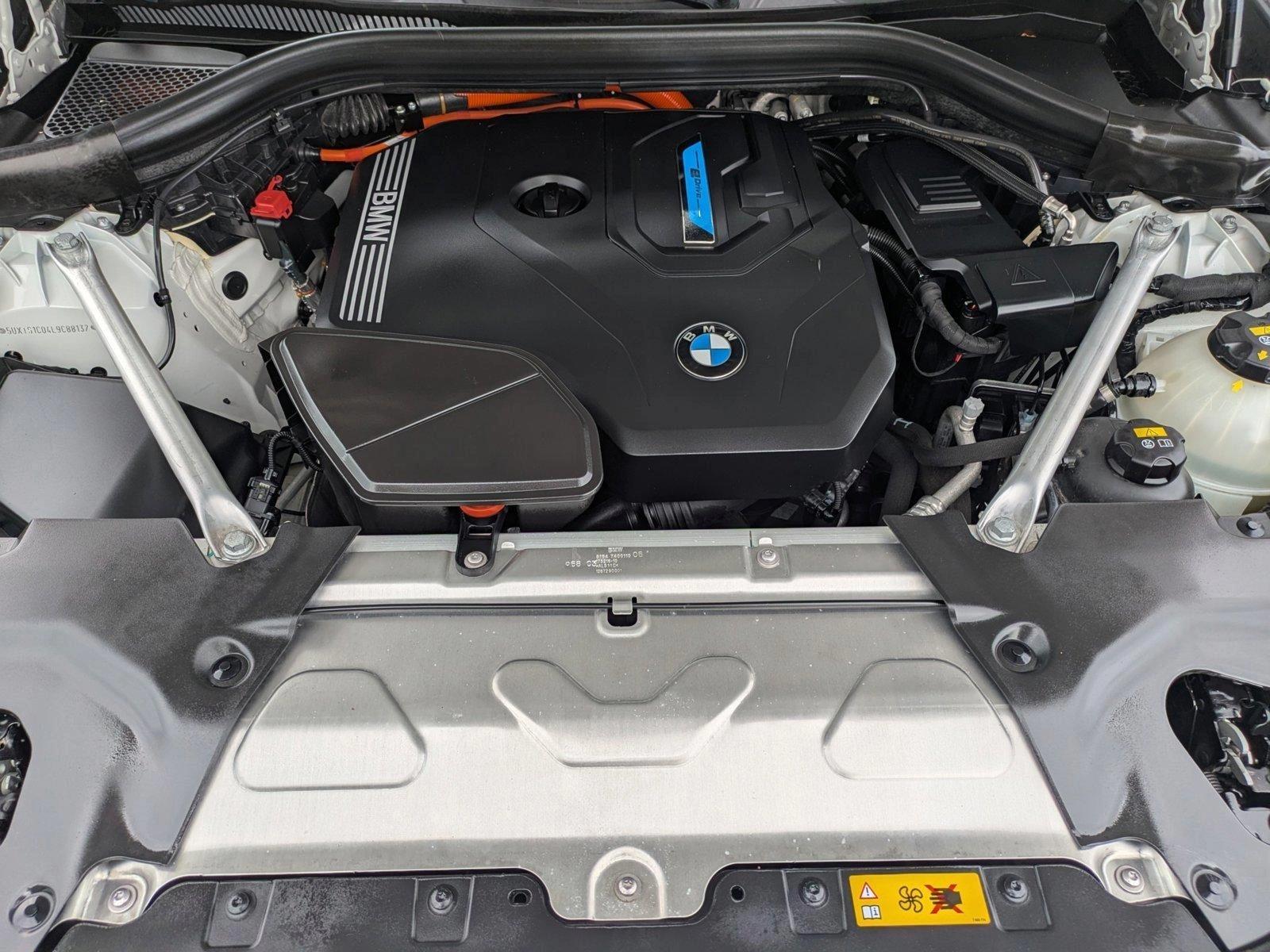 2020 BMW X3 xDrive30e Vehicle Photo in Sarasota, FL 34231