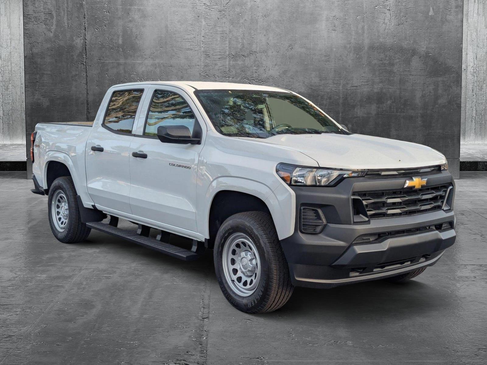 2025 Chevrolet Colorado Vehicle Photo in GREENACRES, FL 33463-3207