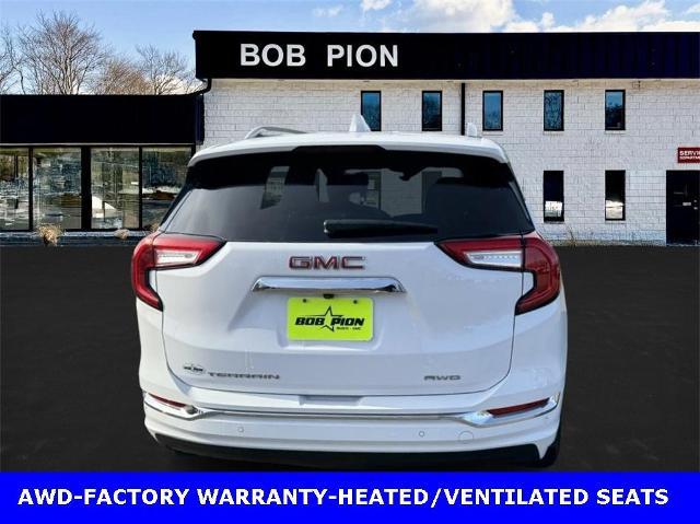 2022 GMC Terrain Vehicle Photo in CHICOPEE, MA 01020-5001