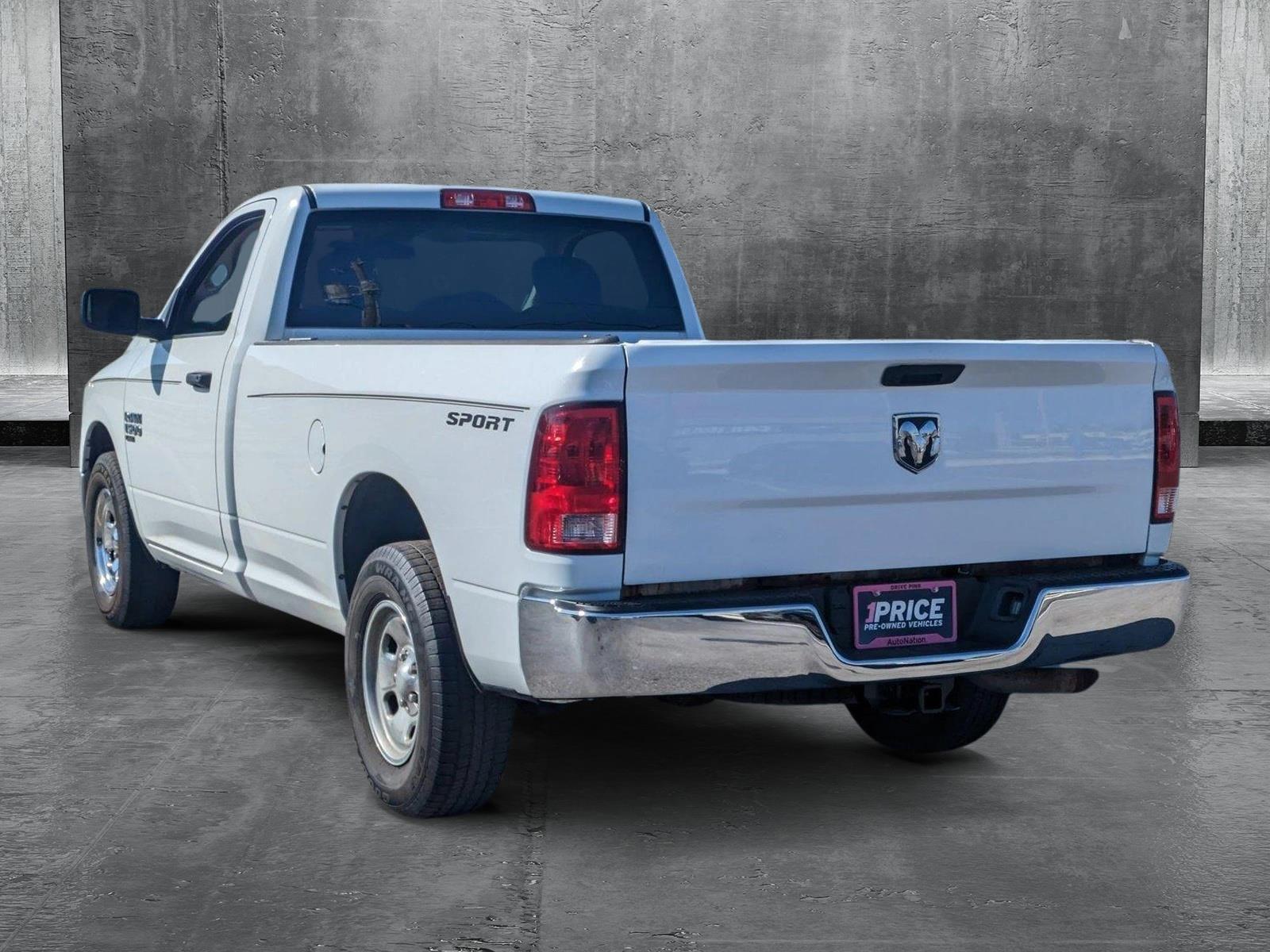 2022 Ram 1500 Classic Vehicle Photo in Bradenton, FL 34207