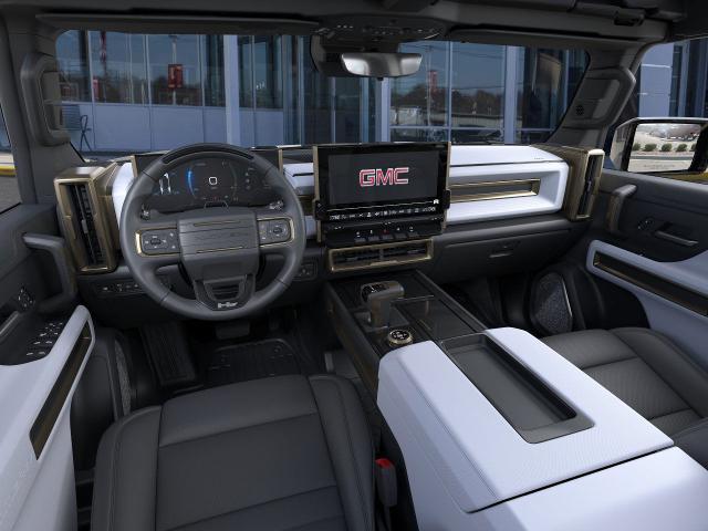 2025 GMC HUMMER EV SUV Vehicle Photo in KANSAS CITY, MO 64114-4545