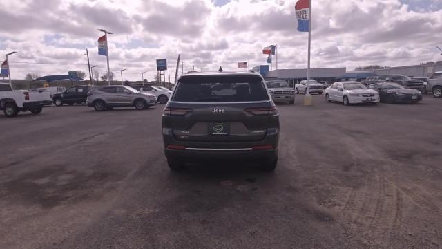 2023 Jeep Grand Cherokee L Vehicle Photo in NEDERLAND, TX 77627-8017