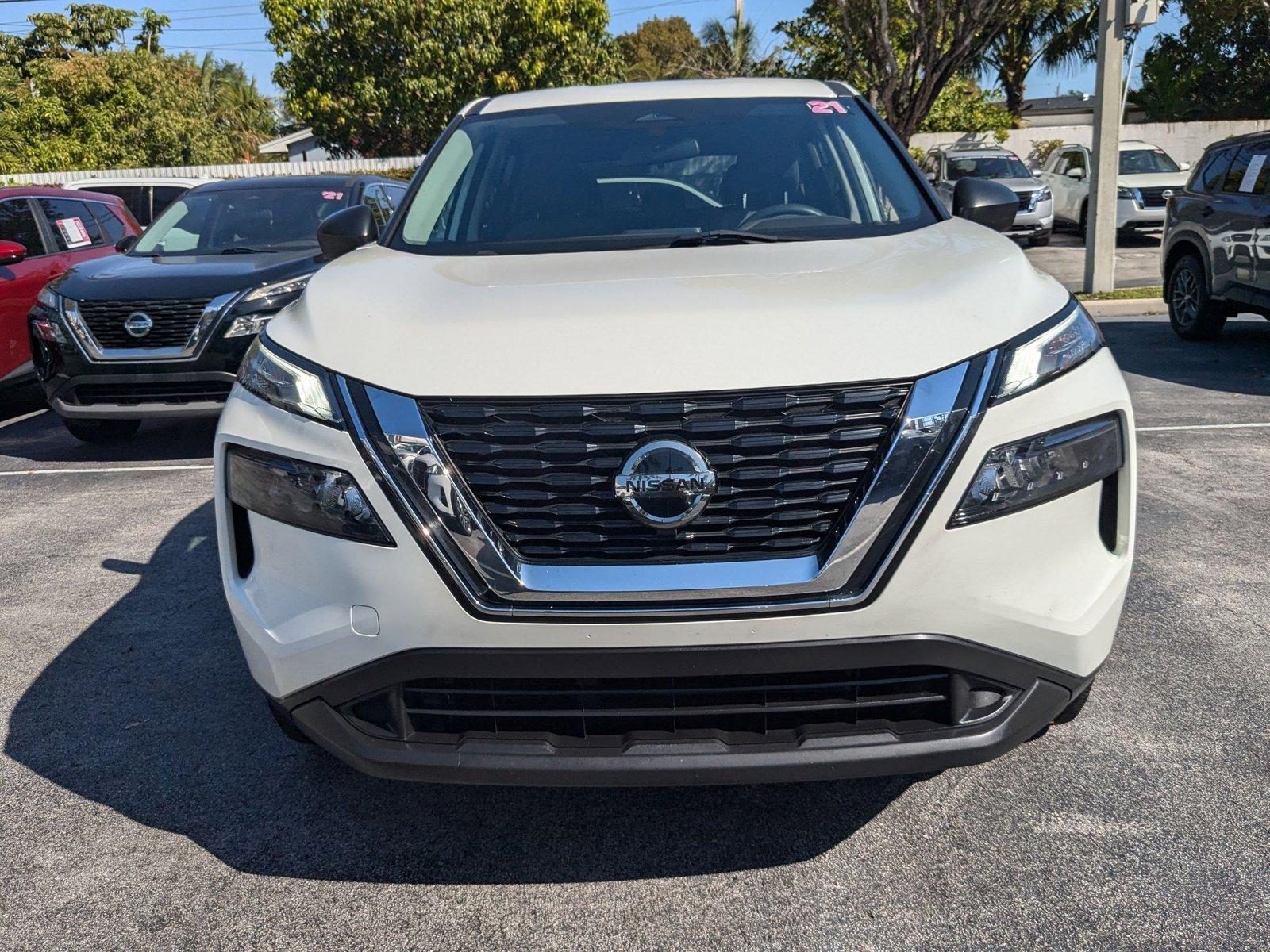 2021 Nissan Rogue Vehicle Photo in Miami, FL 33135