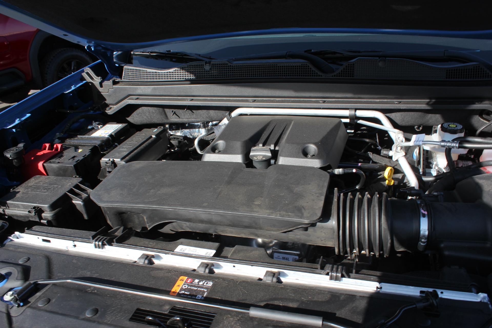 2025 GMC Canyon Vehicle Photo in AURORA, CO 80012-4011