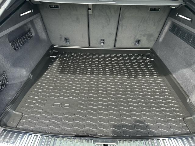 2025 Audi Q8 Vehicle Photo in HOUSTON, TX 77090