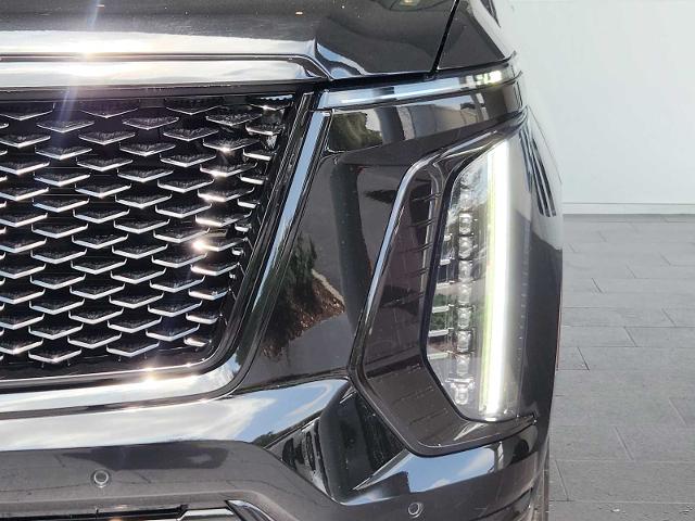 2025 Cadillac Escalade Vehicle Photo in HOUSTON, TX 77079