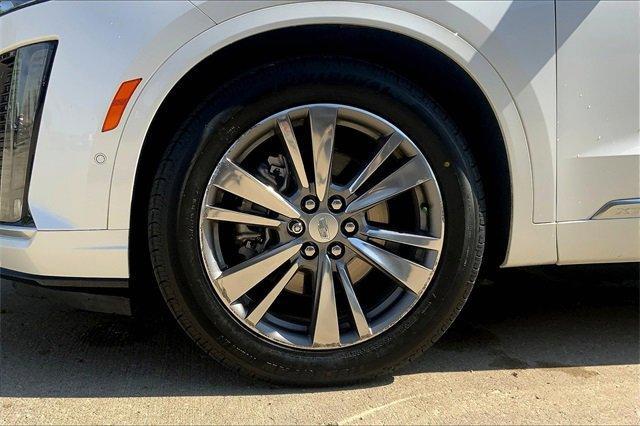 2021 Cadillac XT6 Vehicle Photo in KANSAS CITY, MO 64114-4545