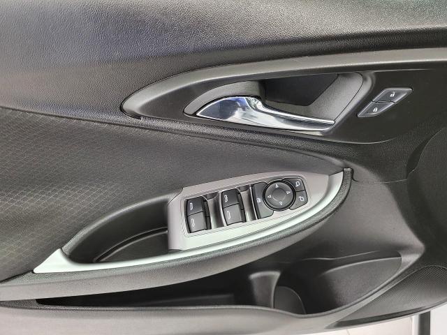 2024 Chevrolet Malibu Vehicle Photo in APPLETON, WI 54914-8833