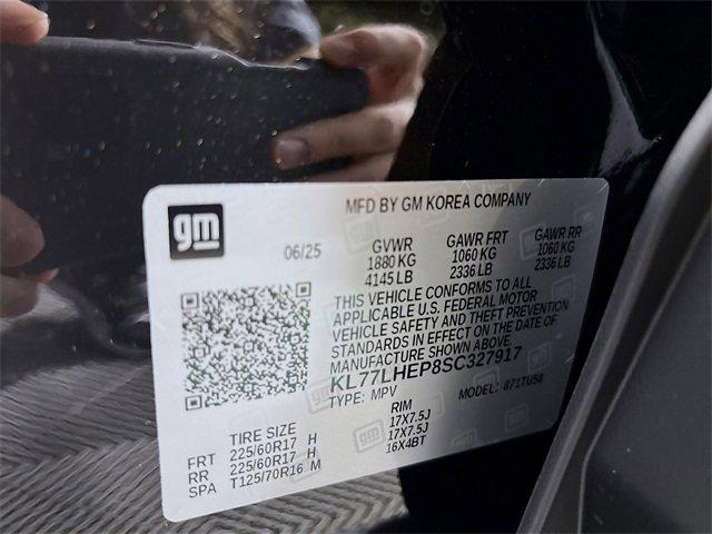 2025 Chevrolet Trax Vehicle Photo in PUYALLUP, WA 98371-4149