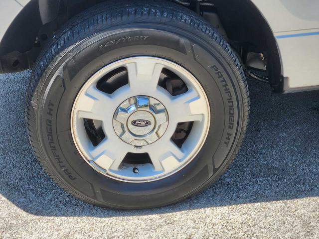 2009 Ford F-150 Vehicle Photo in DENTON, TX 76210-9321