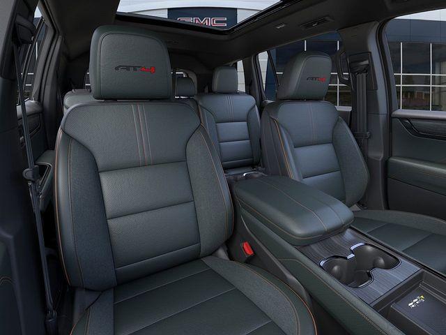 2026 GMC Acadia Vehicle Photo in WATERTOWN, CT 06795-3318