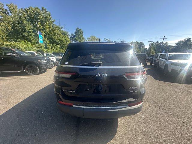 2022 Jeep Grand Cherokee L Vehicle Photo in Doylsetown, PA 18901