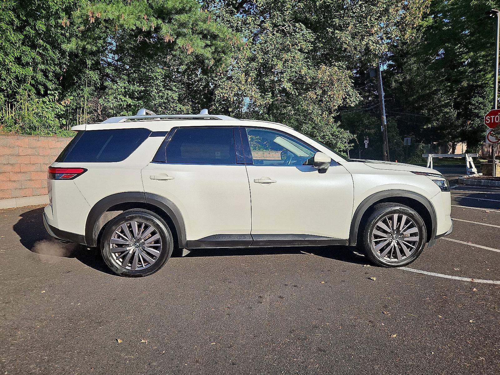 2023 Nissan Pathfinder Vehicle Photo in Jenkintown, PA 19046