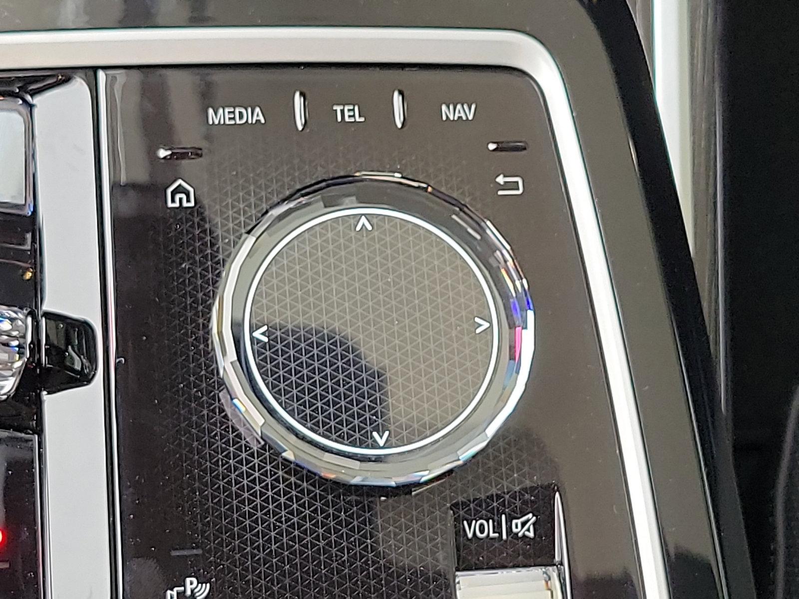2024 BMW i7 Vehicle Photo in Lancaster, PA 17601