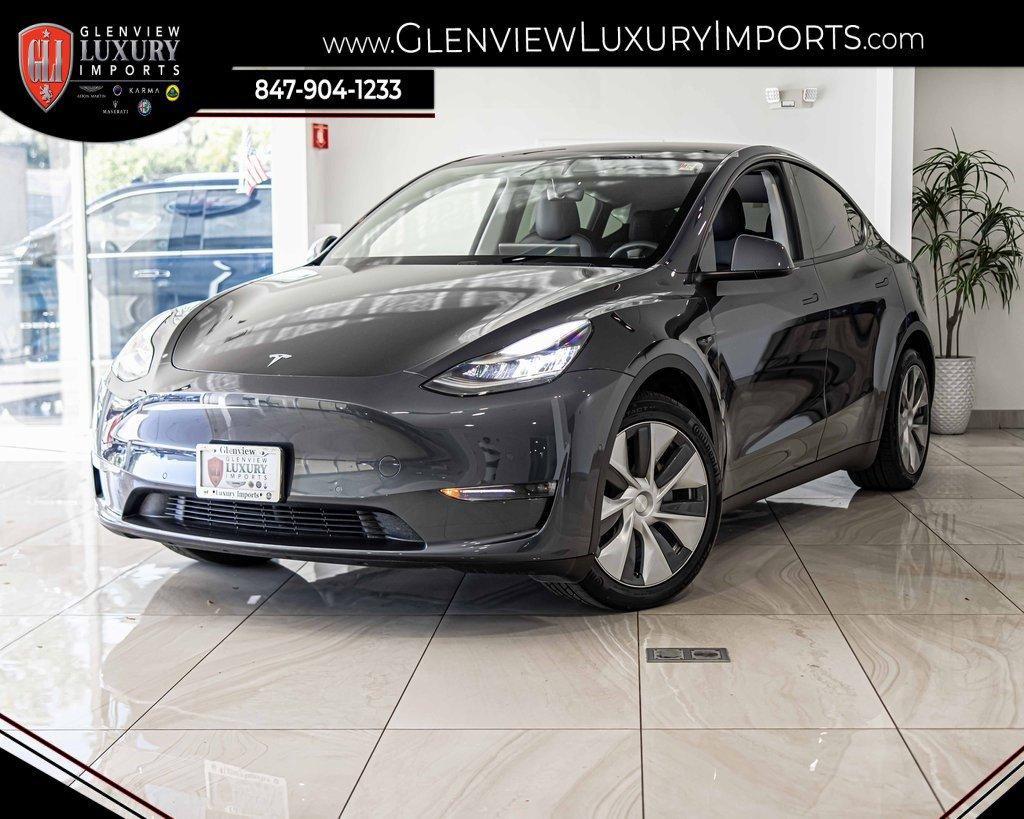 2020 Tesla Model Y Vehicle Photo in Saint Charles, IL 60174