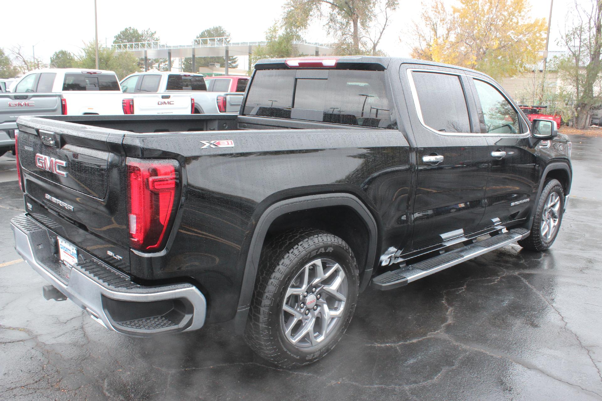 2025 GMC Sierra 1500 Vehicle Photo in AURORA, CO 80012-4011