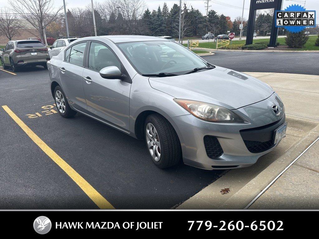 2013 Mazda Mazda3 Vehicle Photo in Saint Charles, IL 60174