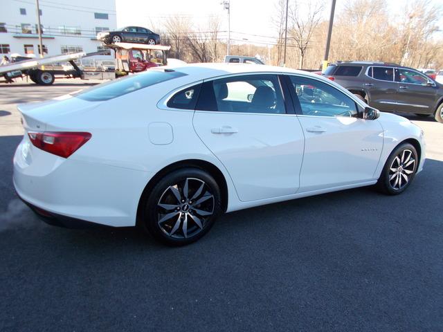 2016 Chevrolet Malibu Vehicle Photo in LOWELL, MA 01852-4336