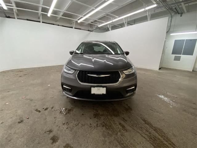 2023 Chrysler Pacifica Vehicle Photo in PORTLAND, OR 97225-3518