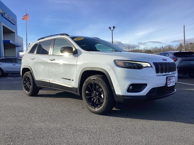 2023 Jeep Cherokee Vehicle Photo in Gardner, MA 01440