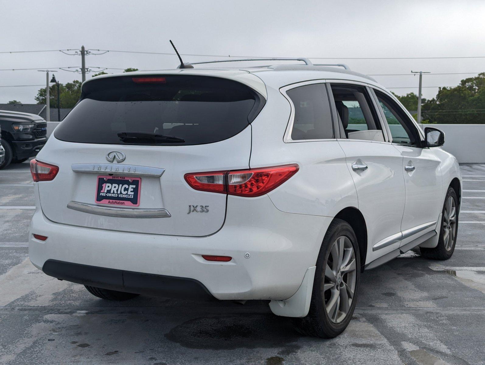 2013 INFINITI JX35 Vehicle Photo in Ft. Myers, FL 33907