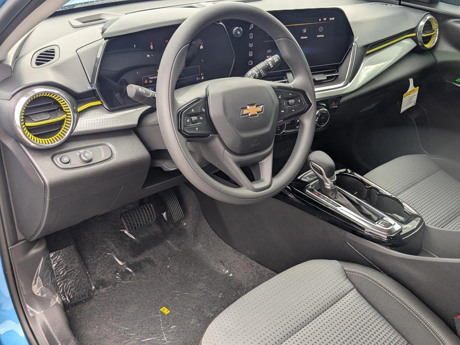 2025 Chevrolet Trax Vehicle Photo in MIAMI, FL 33172-3015